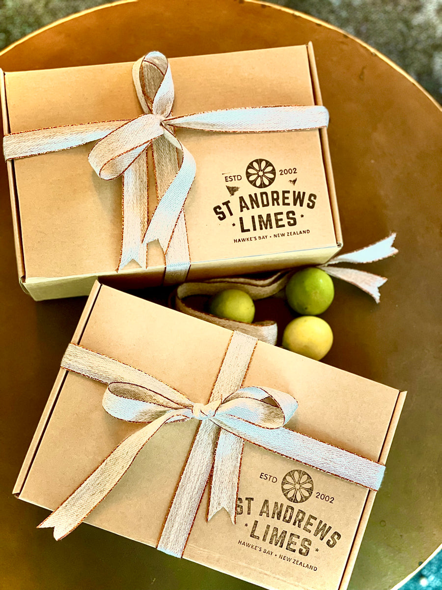 St Andrews Limes Cocktail & Cheese Gift Hamper